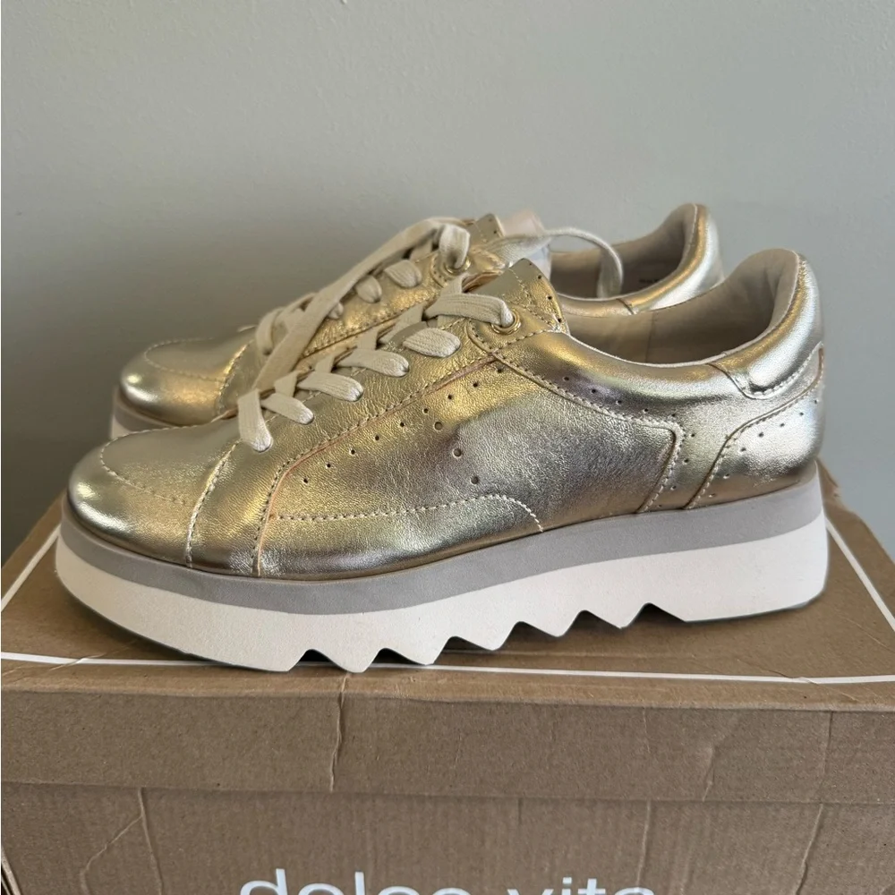 Dolce‎ Vita Jorgie metallic platinum sneakers
